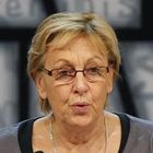 Description : arylise Lebranchu, French Socialist Party member and former French Socialist Justice Minister, delivers her speech during the final day of the French Socialist Party National Congress in Reims November 16, 2008.  The three-day congress ended today after Socialist party delegates met to agree on a new policy line for the party and to install a leader  capable of challenging right-wing President Nicolas Sarkozy.     REUTERS/Benoit Tessier   (FRANCE)